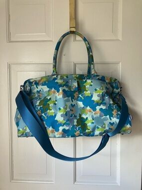Oilily blue floral duffel weekender tote bag removable shoulder strap EUC